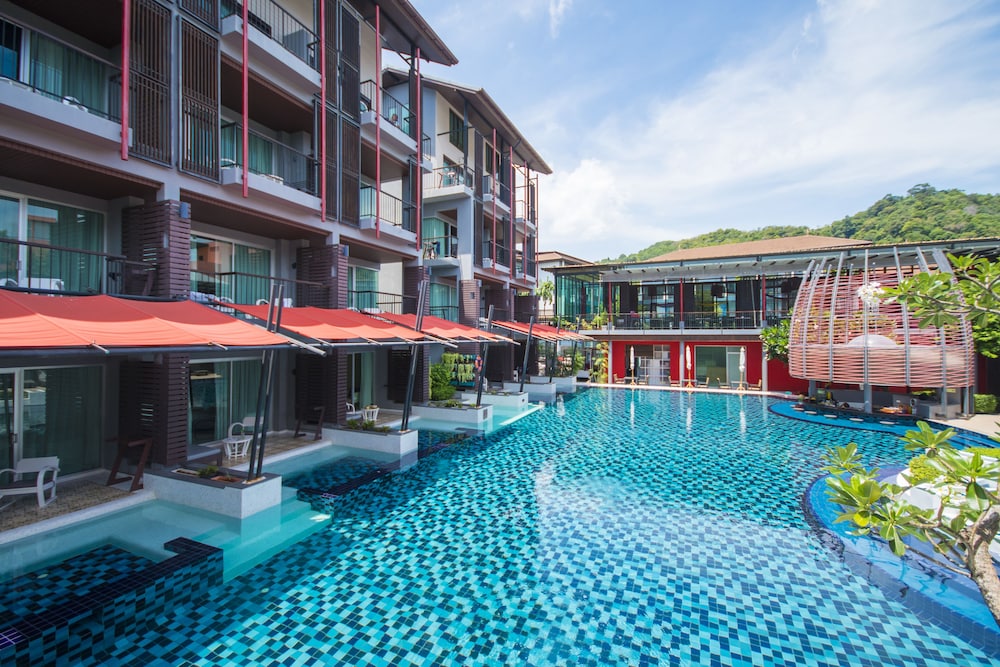 Red Ginger Chic Resort — Swimming pool in Ao Nang, Krabi