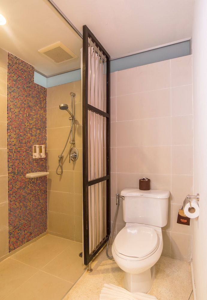 Red Ginger Chic Resort — Hotel rooms in Ao Nang, Krabi
