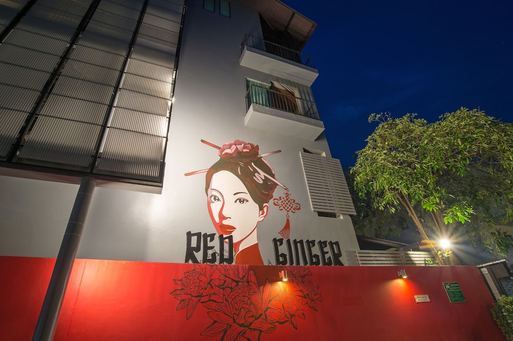 Red Ginger Chic Resort — Hotel building in Ao Nang, Krabi