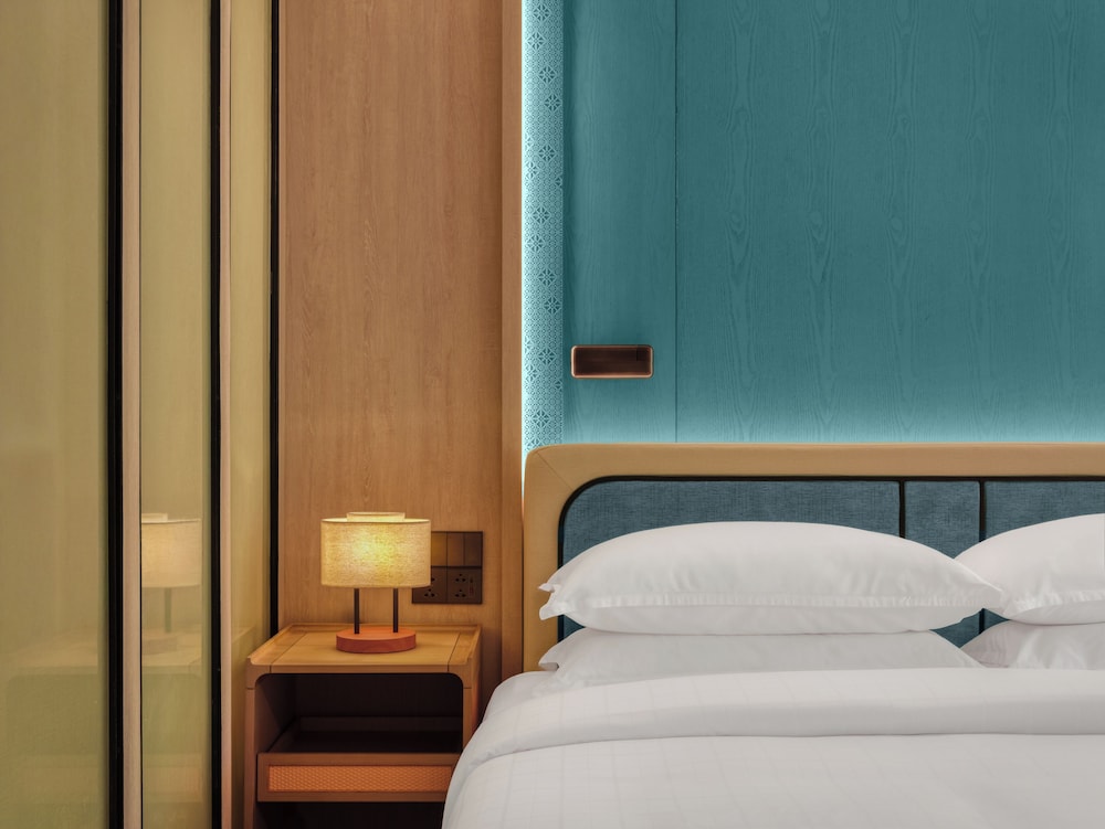 Dusit Thani Krabi Beach Resort — Hotel rooms in Nong Thalay, Krabi