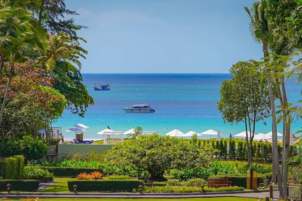 Dusit Thani Krabi Beach Resort — Beach in Nong Thalay, Krabi