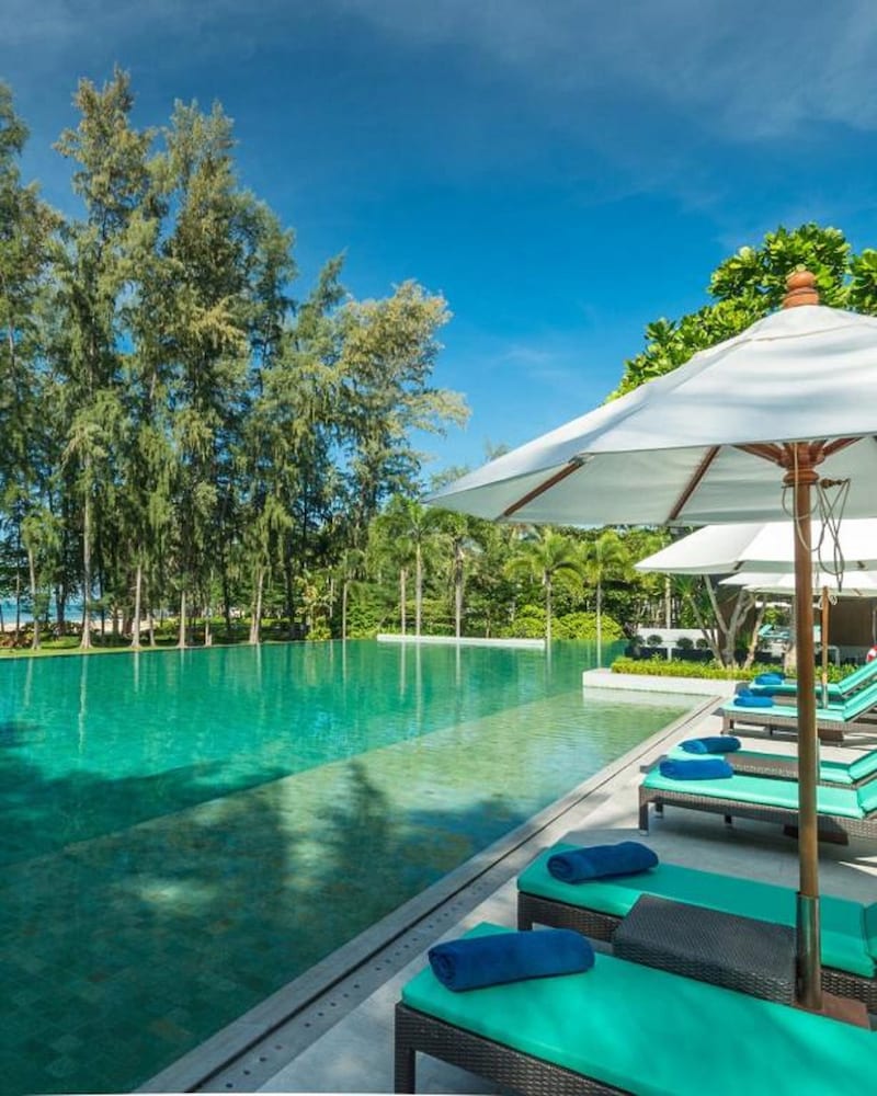 Dusit Thani Krabi Beach Resort — Swimming pool in Nong Thalay, Krabi