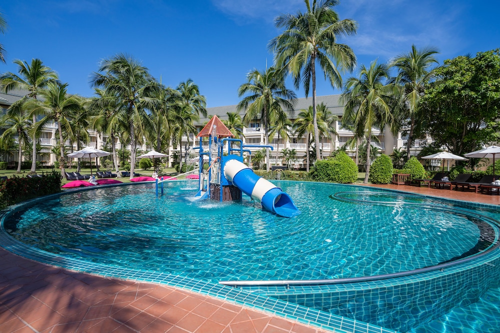 Sofitel Krabi Phokeethra Golf & Spa Resort — Swimming pool in Nong Thalay, Krabi
