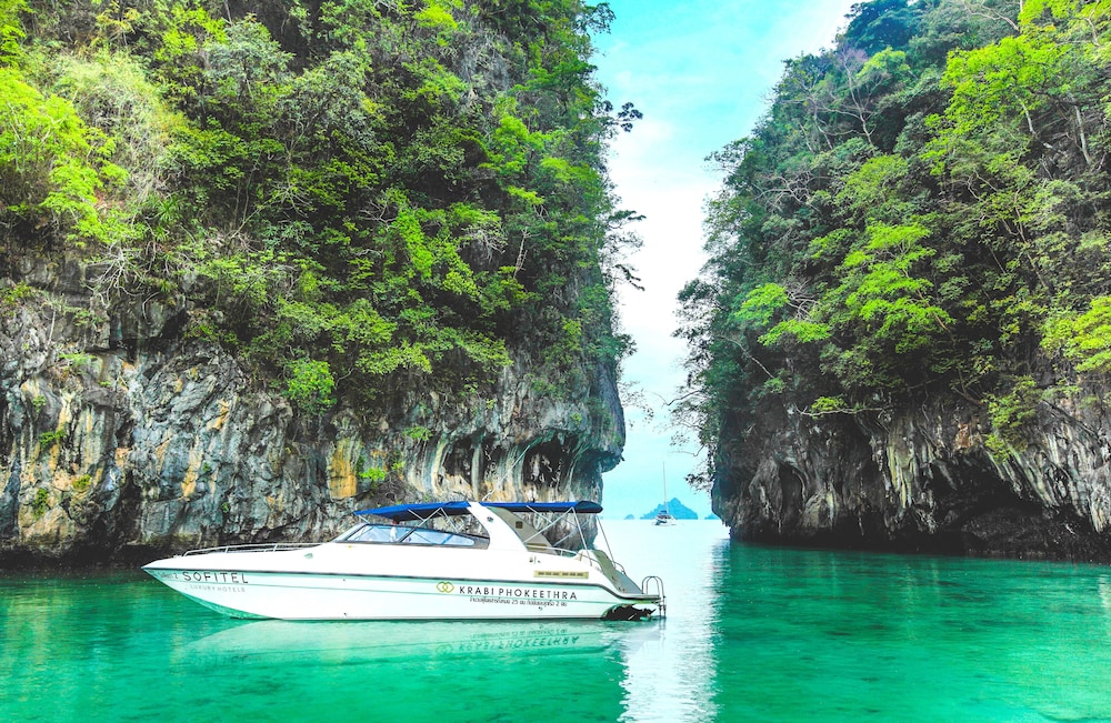 Sofitel Krabi Phokeethra Golf & Spa Resort — Attractions in the area in Nong Thalay, Krabi