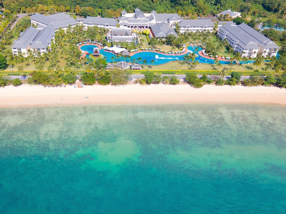 Sofitel Krabi Phokeethra Golf & Spa Resort — Main photo in Nong Thalay, Krabi