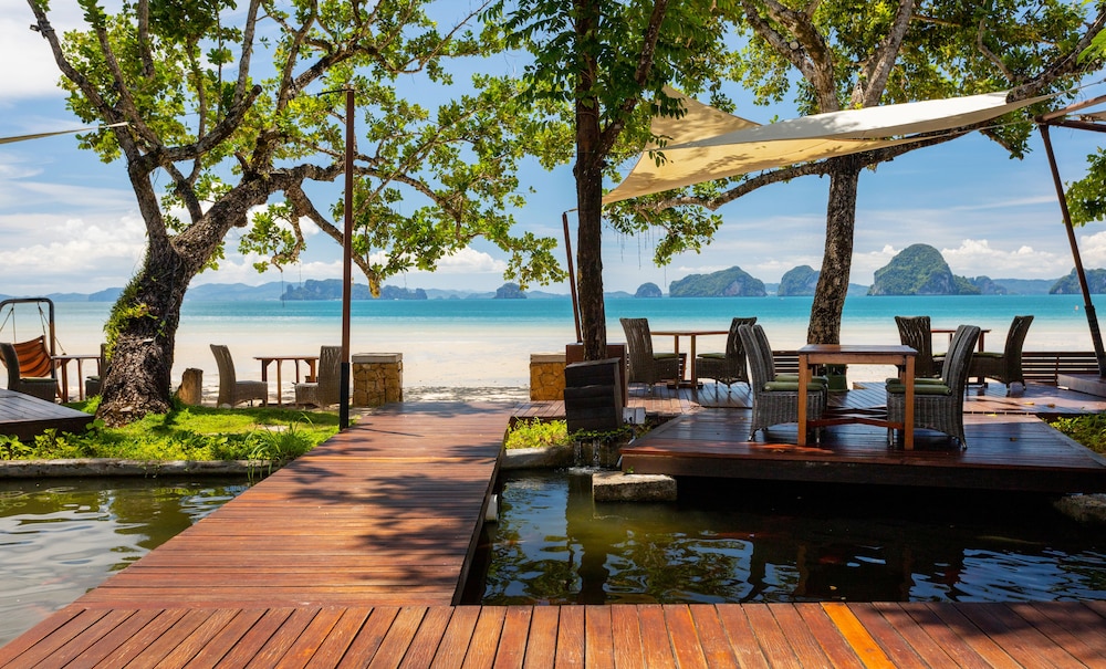 The Tubkaak Krabi Boutique Resort — Restaurant & bars in Nong Thalay, Krabi