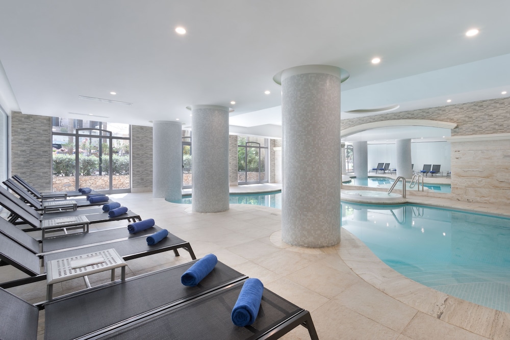 Maritim Antonine Hotel & Spa Malta — Swimming pool in Mellieha, Malta Island
