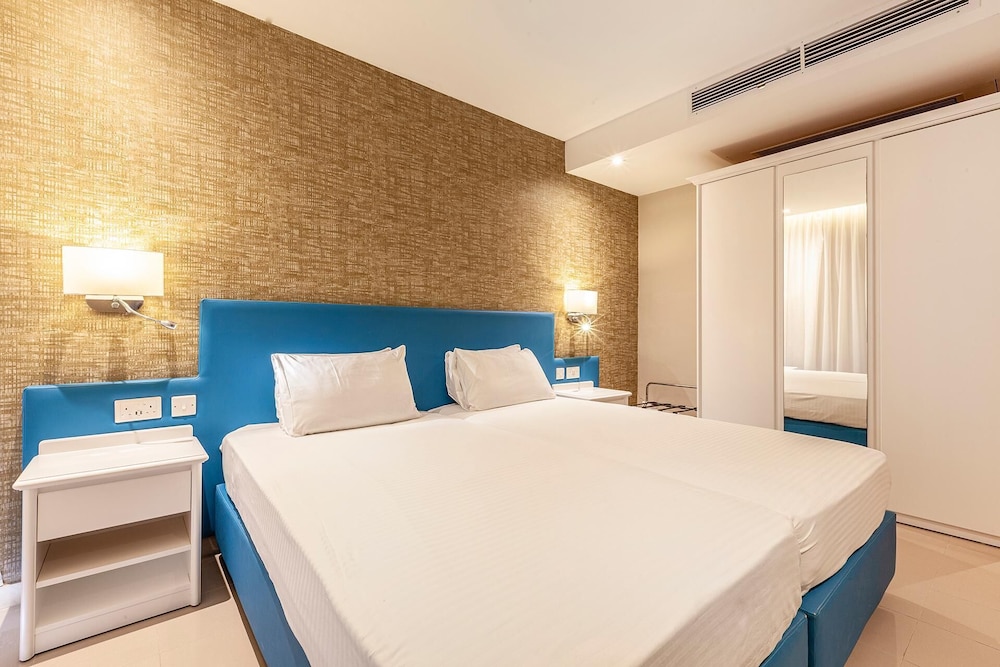 Pergola Hotel & Spa — Hotel rooms in Mellieha, Malta Island