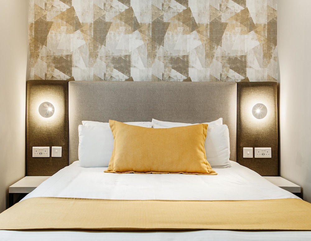 Pergola Hotel & Spa — Hotel rooms in Mellieha, Malta Island