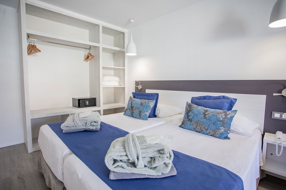 Servatur Casablanca Suites & Spa - Adults Only — Hotel rooms in Puerto Rico, Canary Islands