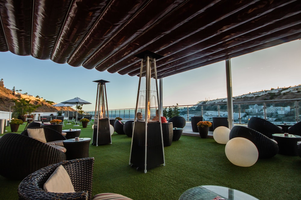 Servatur Casablanca Suites & Spa - Adults Only — Restaurant & bars in Puerto Rico, Canary Islands