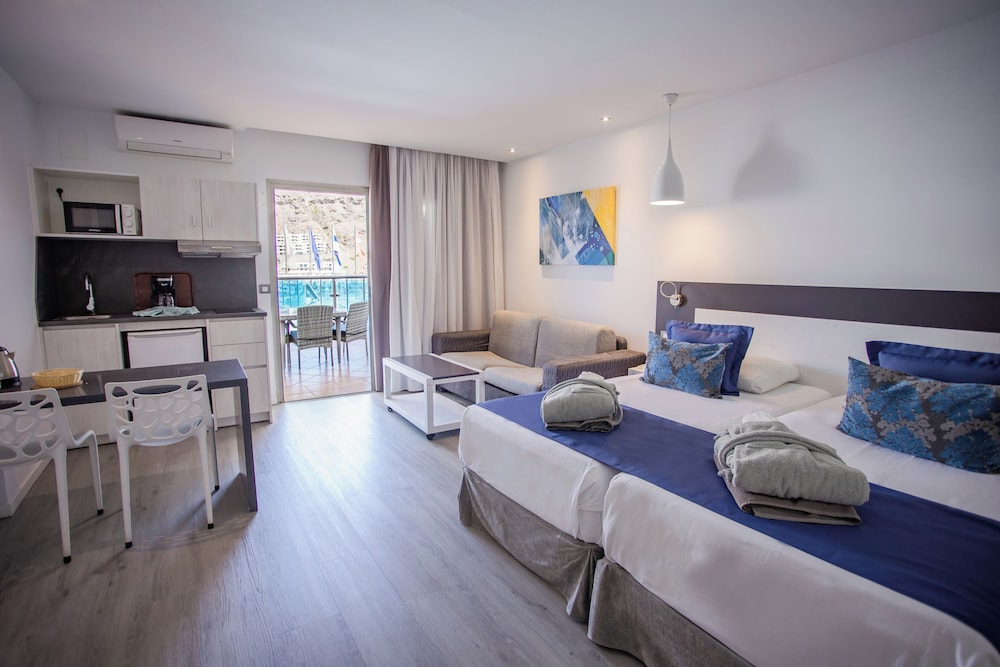 Servatur Casablanca Suites & Spa - Adults Only — Hotel rooms in Puerto Rico, Canary Islands
