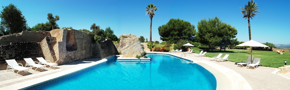 Casal Santa Eulàlia Hotel — Main photo in Can Picafort, Balearic Islands