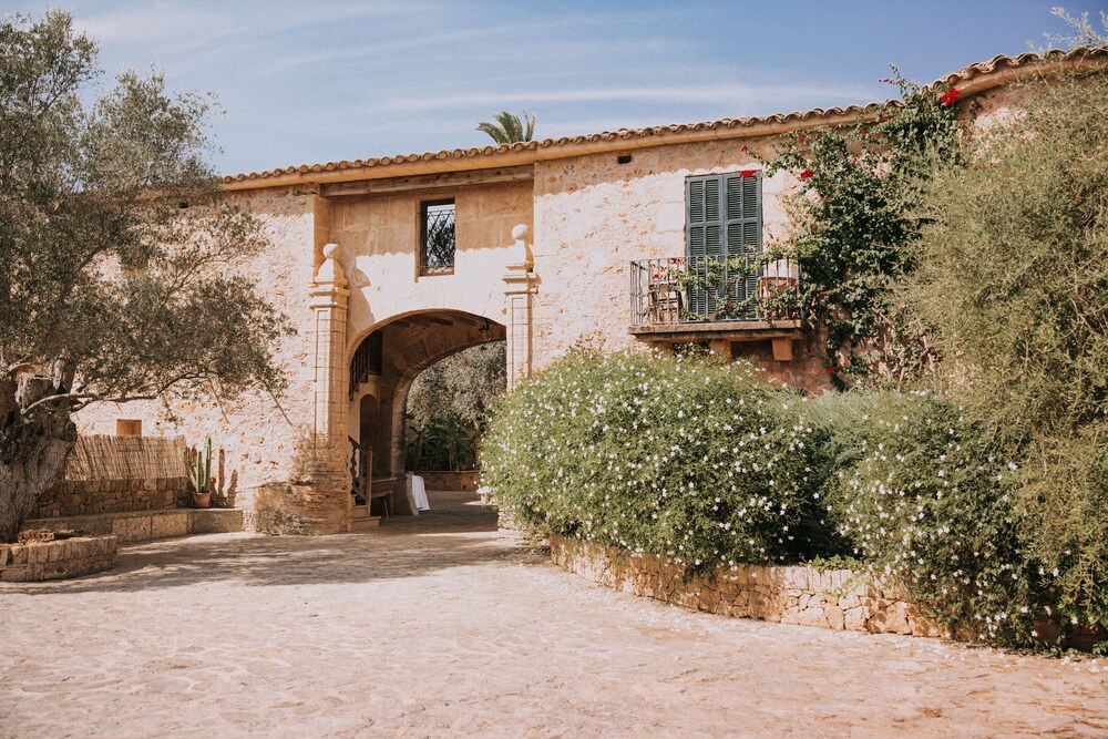 Casal Santa Eulàlia Hotel — Hotel building in Can Picafort, Balearic Islands