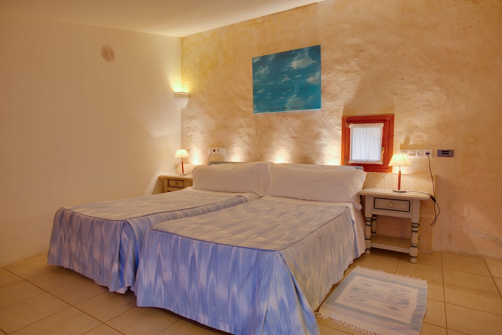 Casal Santa Eulàlia Hotel — Hotel rooms in Can Picafort, Balearic Islands