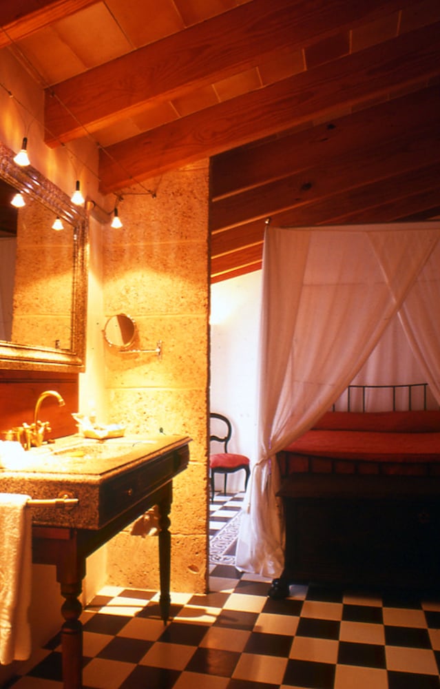 Casal Santa Eulàlia Hotel — Hotel rooms in Can Picafort, Balearic Islands