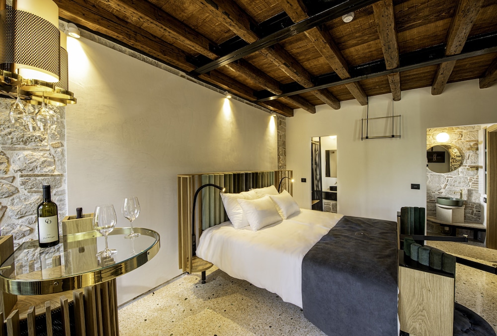 Spirito Santo Palazzo Storico — Hotel rooms in Rovinj, Istria