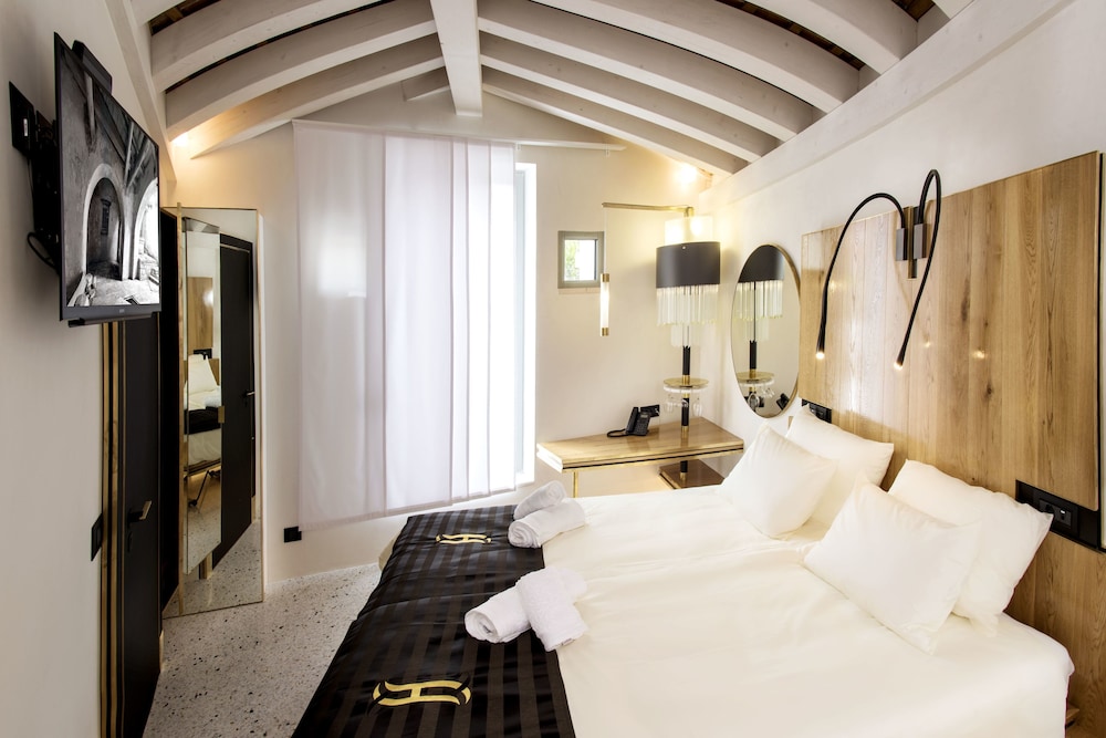 Spirito Santo Palazzo Storico — Hotel rooms in Rovinj, Istria