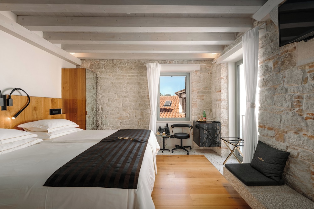 Spirito Santo Palazzo Storico — Hotel rooms in Rovinj, Istria
