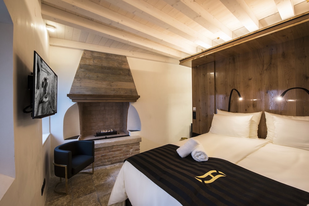 Spirito Santo Palazzo Storico — Hotel rooms in Rovinj, Istria