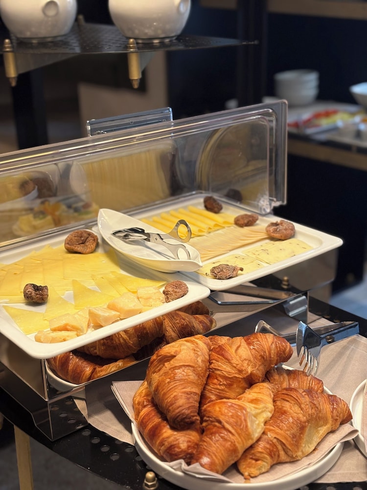 Spirito Santo Palazzo Storico — Restaurant & bars in Rovinj, Istria