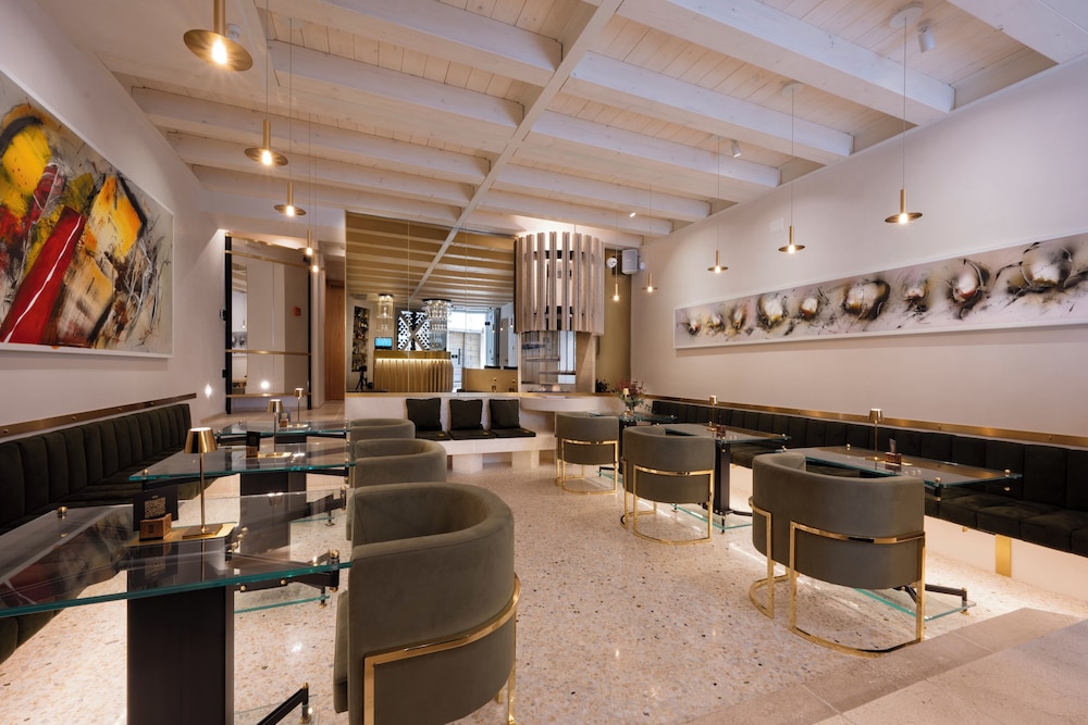 Spirito Santo Palazzo Storico — Restaurant & bars in Rovinj, Istria