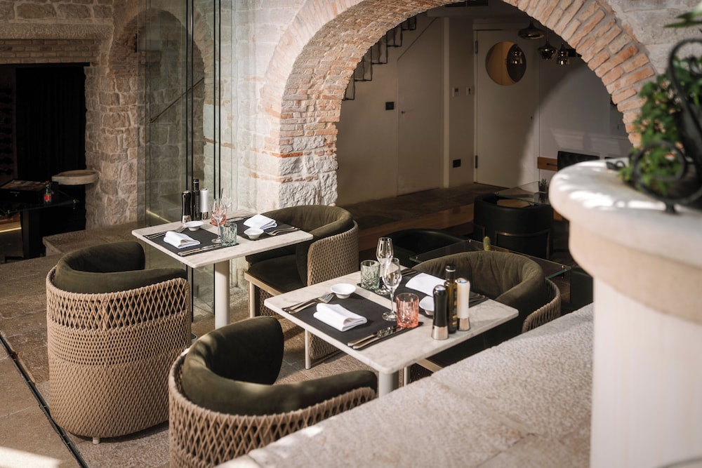 Spirito Santo Palazzo Storico — Restaurant & bars in Rovinj, Istria