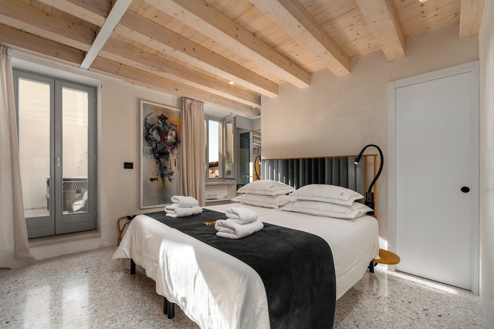 Spirito Santo Palazzo Storico — Hotel rooms in Rovinj, Istria