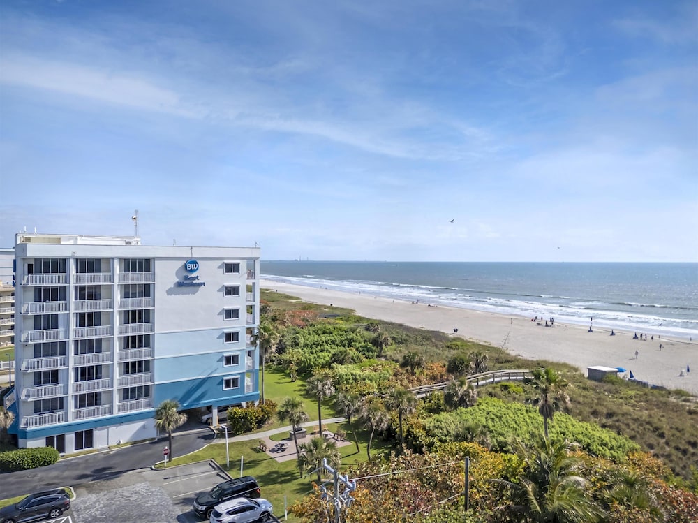 Best Western Cocoa Beach - Port Canaveral — Beach in Cape Canaveral, Florida