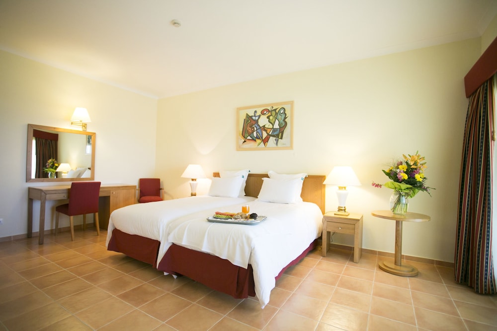 Mirachoro Carvoeiro — Hotel rooms in Carvoeiro, Faro