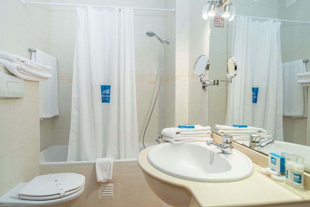 Mirachoro Carvoeiro — Hotel rooms in Carvoeiro, Faro