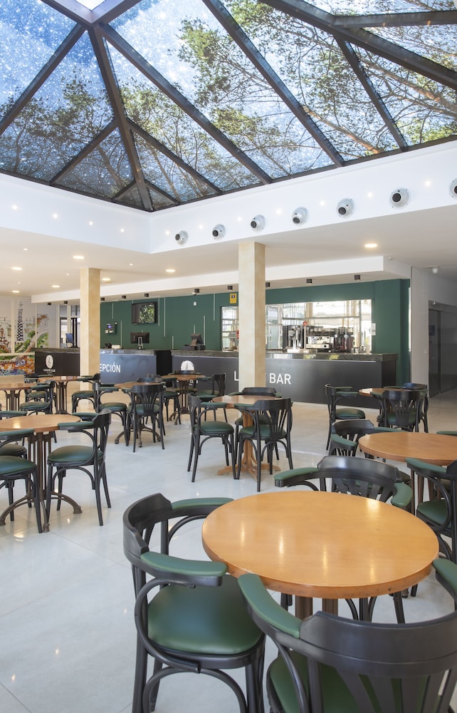 Aparthotel BCL Levante Club — Restaurant & bars in Benidorm, Valencian Community