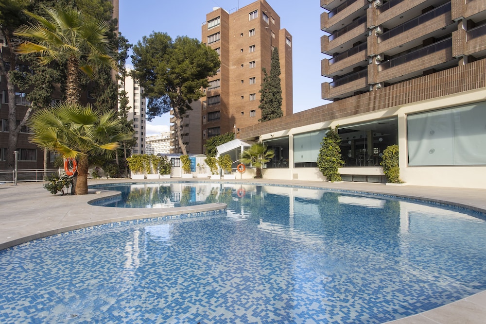 Aparthotel BCL Levante Club — Swimming pool in Benidorm, Valencian Community
