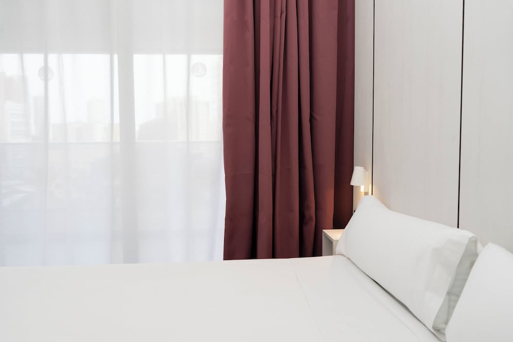 Aparthotel BCL Levante Club — Hotel rooms in Benidorm, Valencian Community