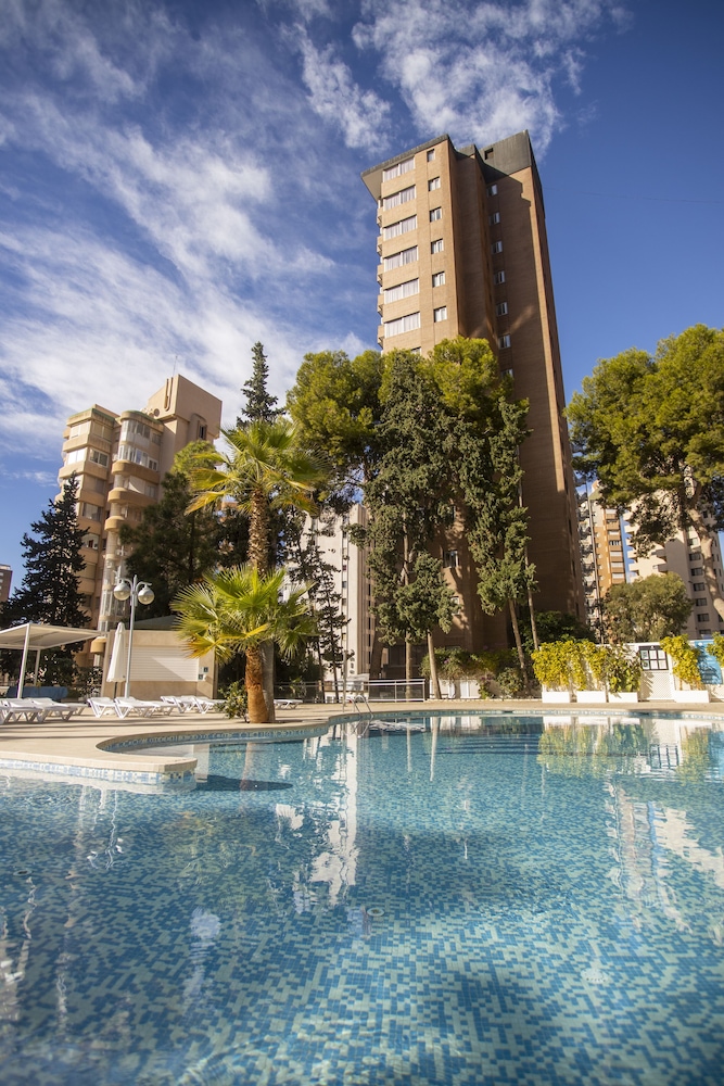 Aparthotel BCL Levante Club — Swimming pool in Benidorm, Valencian Community