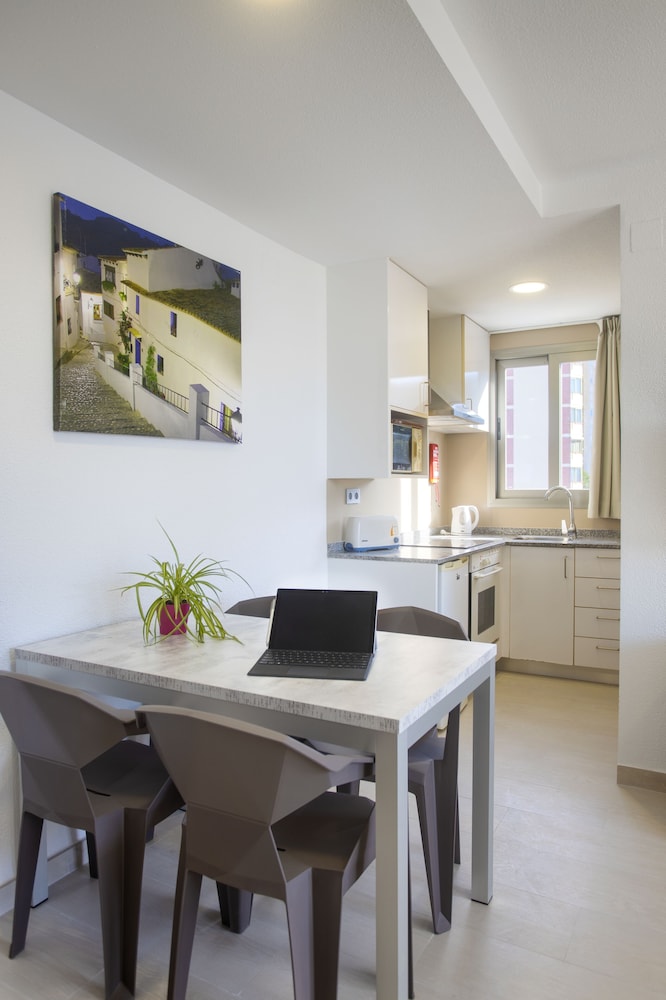 Aparthotel BCL Levante Club — Hotel rooms in Benidorm, Valencian Community