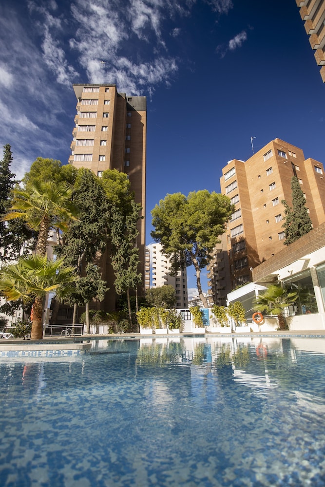 Aparthotel BCL Levante Club — Swimming pool in Benidorm, Valencian Community