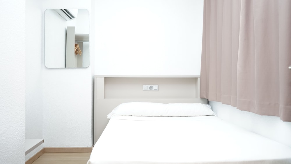 Aparthotel BCL Levante Club — Hotel rooms in Benidorm, Valencian Community