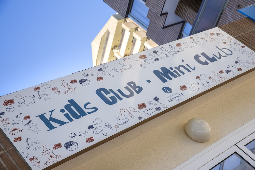 Aparthotel BCL Levante Club — Attractions for children in Benidorm, Valencian Community