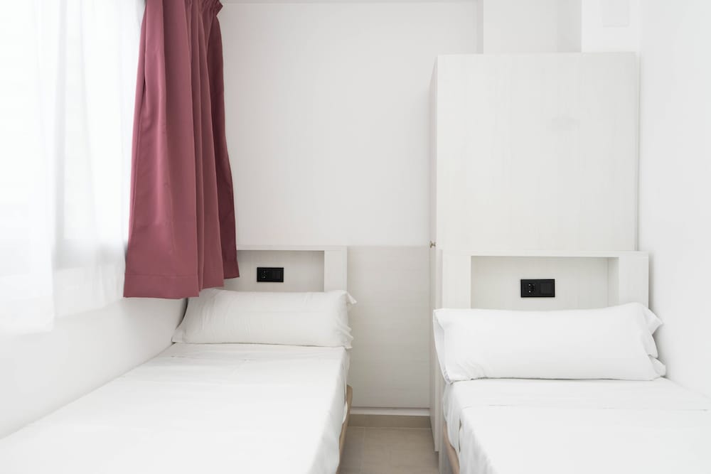 Aparthotel BCL Levante Club — Hotel rooms in Benidorm, Valencian Community
