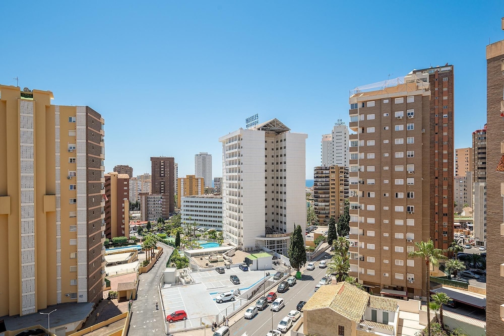 Poseidon Resort — Hotel building in Benidorm, Valencian Community