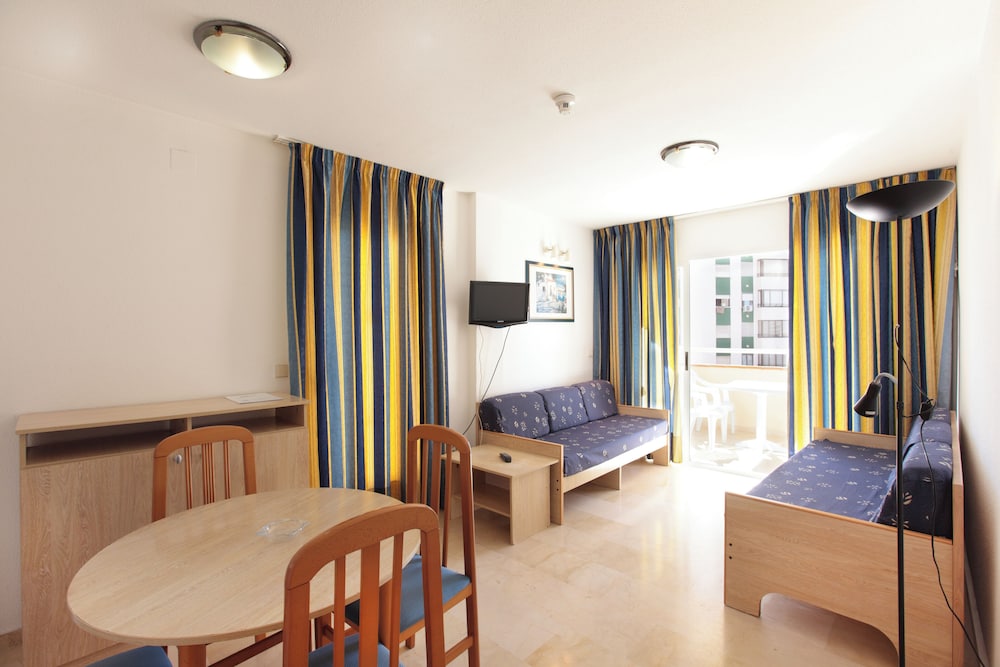 Poseidon Resort — Hotel rooms in Benidorm, Valencian Community