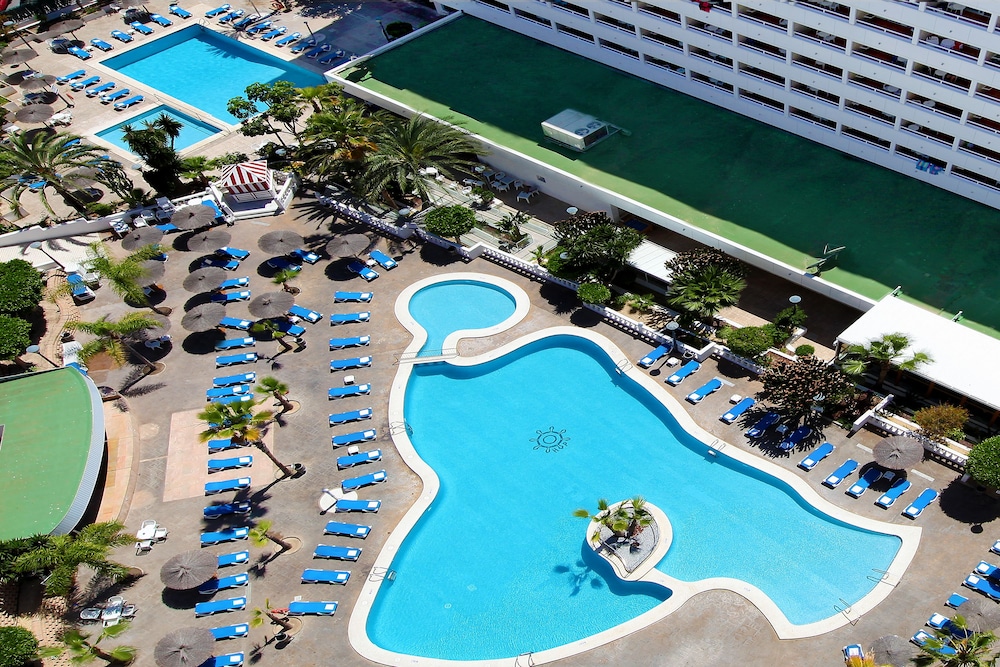 Poseidon Resort — Swimming pool in Benidorm, Valencian Community