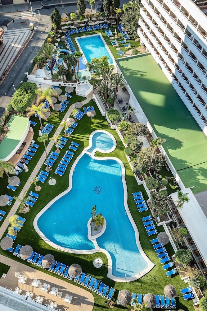 Poseidon Resort — Swimming pool in Benidorm, Valencian Community