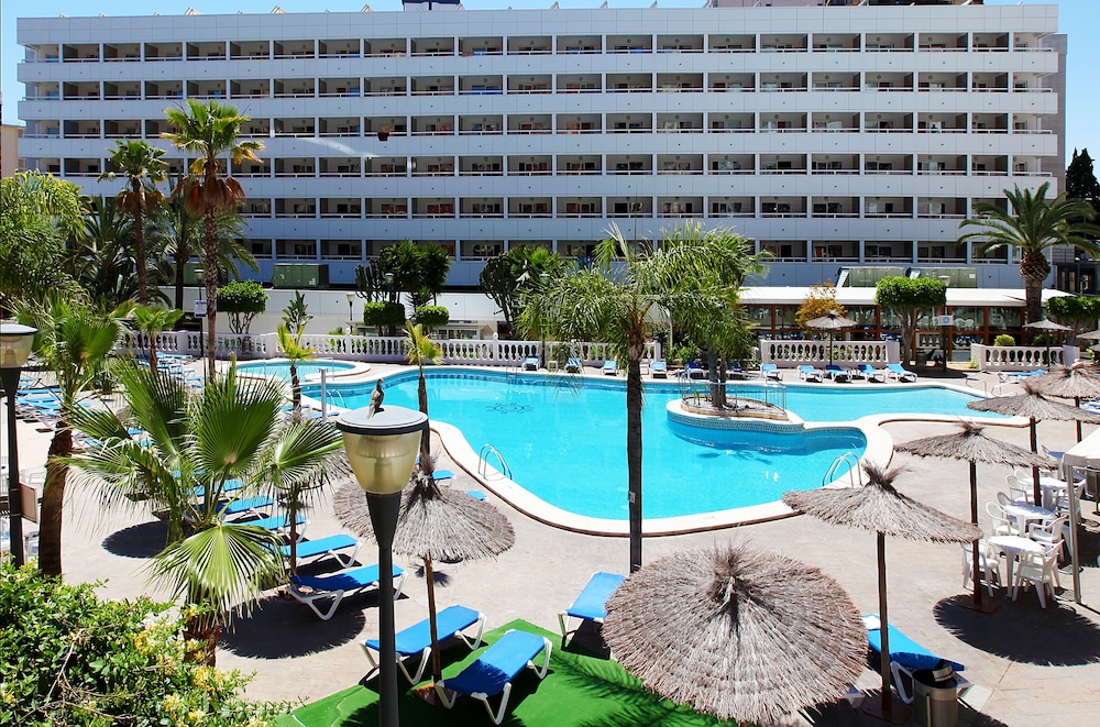 Poseidon Resort — Swimming pool in Benidorm, Valencian Community