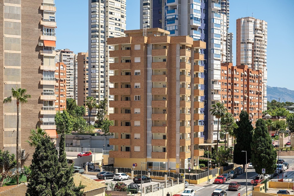 Poseidon Resort — Hotel building in Benidorm, Valencian Community