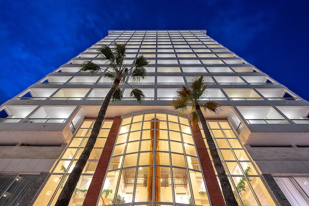 Poseidon Resort — Hotel building in Benidorm, Valencian Community