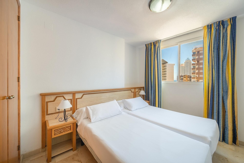 Poseidon Resort — Hotel rooms in Benidorm, Valencian Community