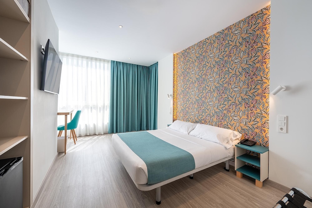 Poseidon Resort — Hotel rooms in Benidorm, Valencian Community