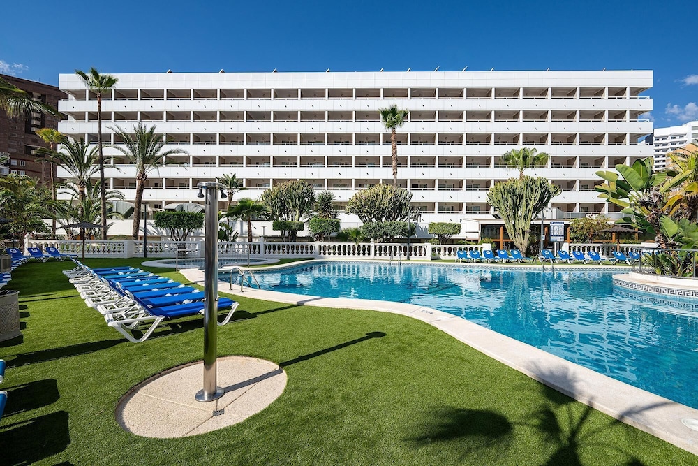 Poseidon Resort — Swimming pool in Benidorm, Valencian Community